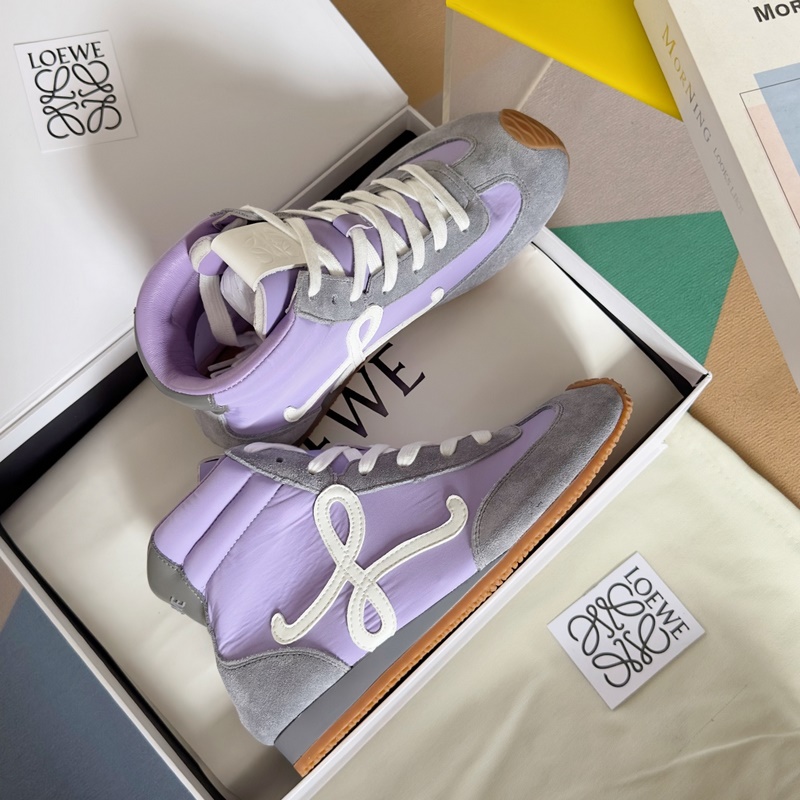 頂級版本：女款 LOEWE 羅意威 最新走秀款 高幫 休閑 運動鞋 德訓(xùn)鞋 阿