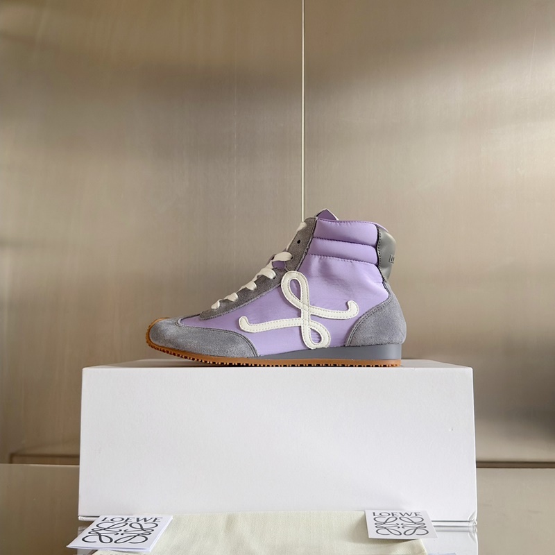 頂級版本：女款 LOEWE 羅意威 最新走秀款 高幫 休閑 運動鞋 德訓(xùn)鞋 阿