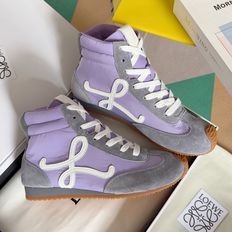 頂級版本：女款 LOEWE 羅意威 最新走秀款 高幫 休閑 運動鞋 德訓(xùn)鞋 阿