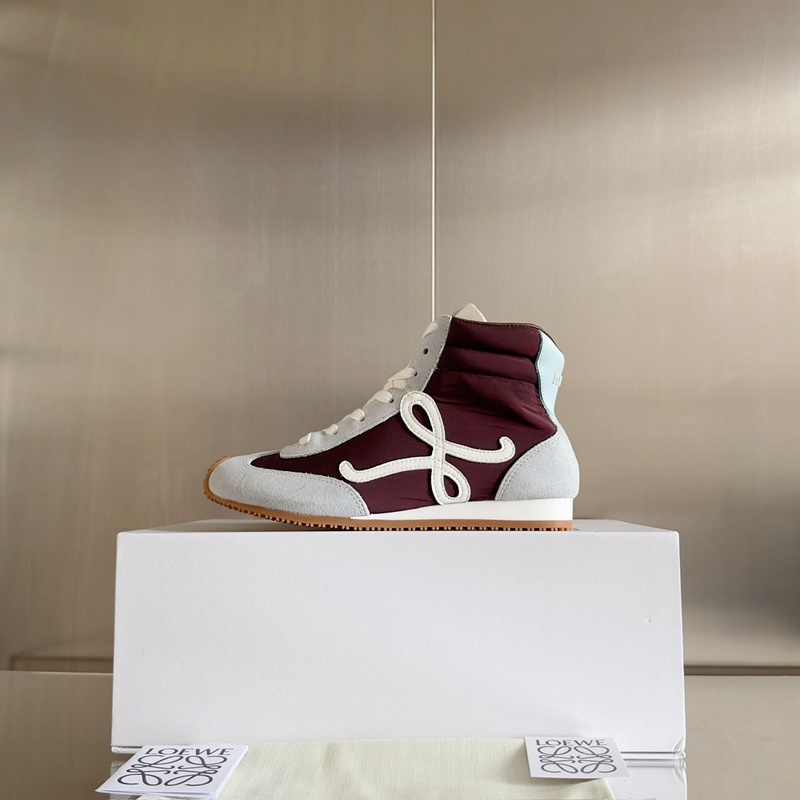 頂級版本：女款 LOEWE 羅意威 最新走秀款 高幫 休閑 運動鞋 德訓鞋 阿