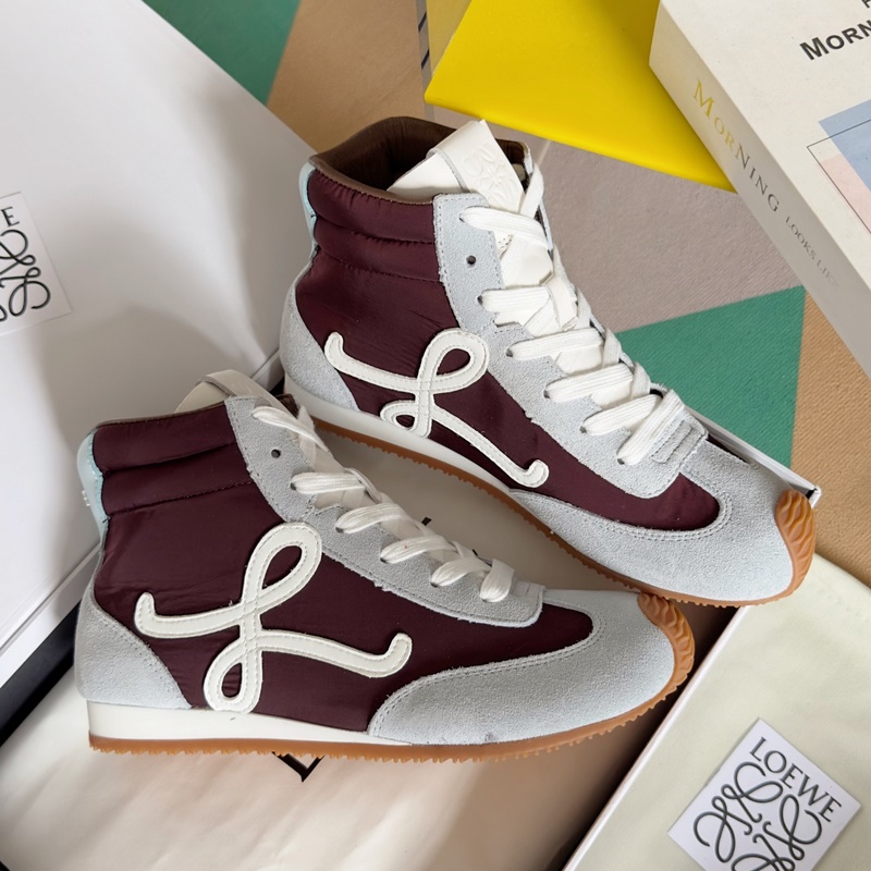 頂級版本：女款 LOEWE 羅意威 最新走秀款 高幫 休閑 運動鞋 德訓鞋 阿