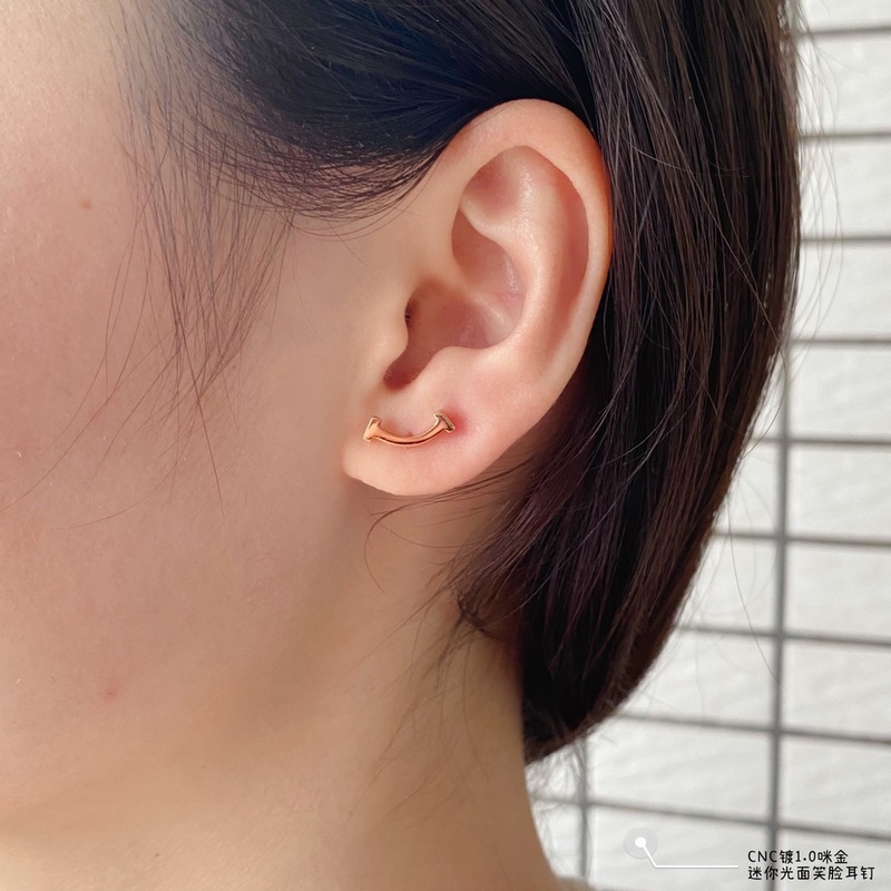 V金材質 5350120 Tiff 專櫃 最新 蒂芙尼迷你光金笑臉耳釘 1：1重