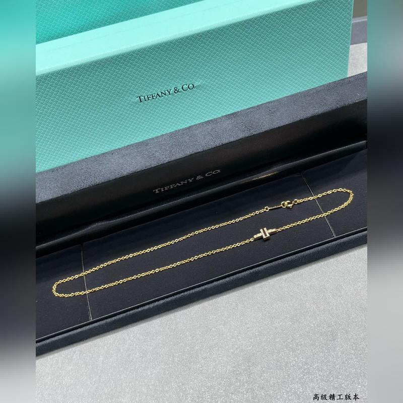 V金材質(zhì) 4100220 （全長：17cm）蒂芙尼雙T帶鑽手鍊（可當勁鍊），精緻