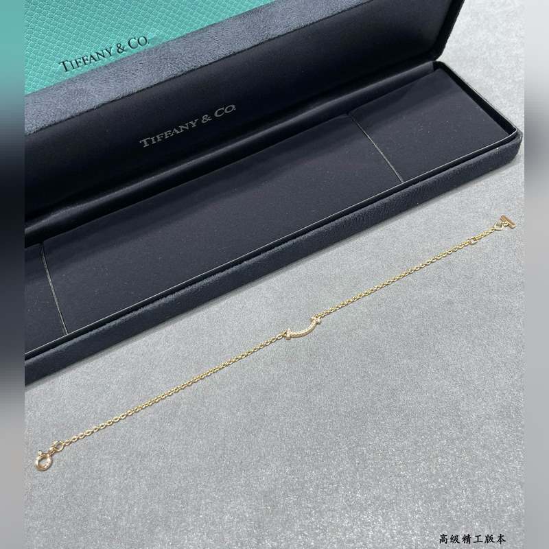 V金材質 5350160 蒂芙尼迷你帶鑽笑臉手鍊 1：1重工 tiffany以笑