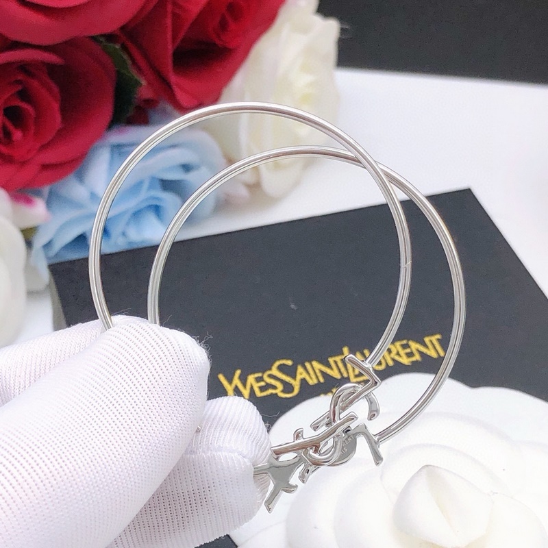 【聖羅蘭YSL最新款 月亮耳環(huán)圓形銀色】一緻ZP黃銅材質(zhì)