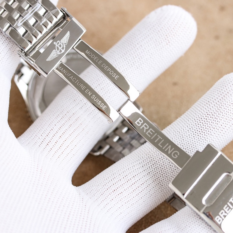TW真情演繹，百年靈 BREITLING 航空計時1系列 到貨！！！又一枚航天飛