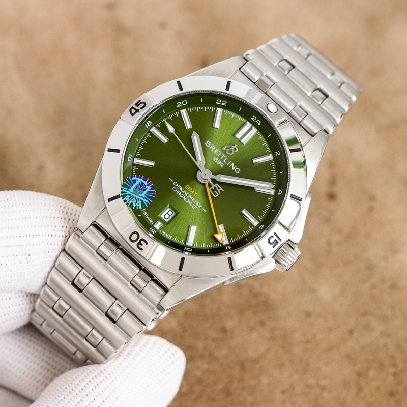 百年靈BREITLING，機(jī)械計(jì)時(shí)系列A32398101M1A1！（Chrono