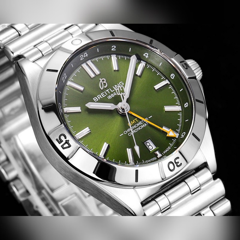 百年靈BREITLING，機械計時系列A32398101M1A1！（Chrono