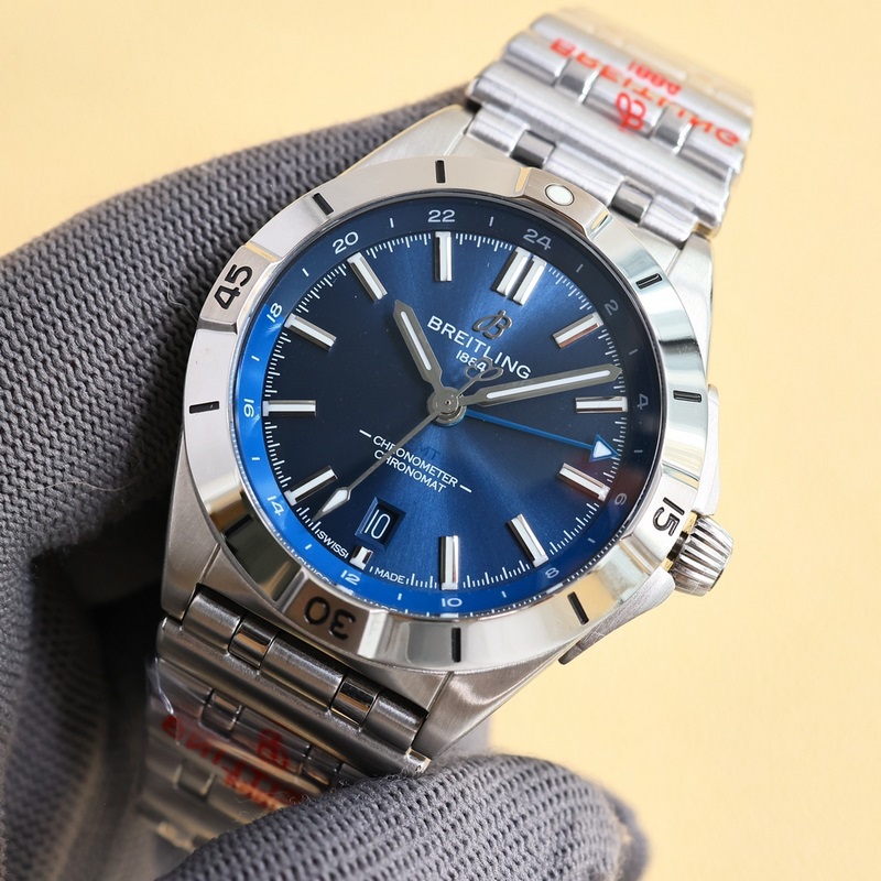 百年靈BREITLING，機(jī)械計(jì)時(shí)系列A32398101M1A1！（Chrono