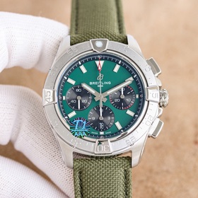 百年靈複仇者SB01474A1C1X1系列新款強勢來襲！腕表表徑44mm，30