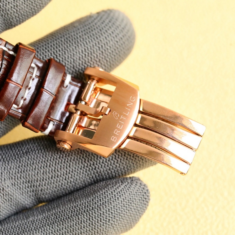 TW真情演繹，百年靈 BREITLING 航空計時1系列 到貨！！！又一枚航天飛