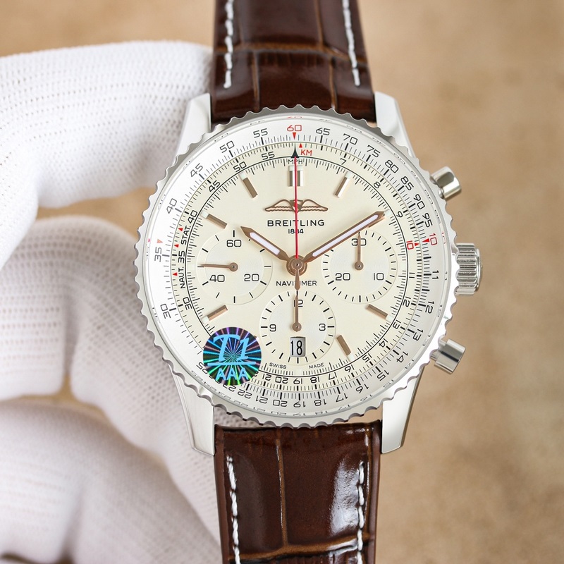 F1新品：百年靈全新航空計時腕表（Navitimer）問世70周年，百年靈以大膽