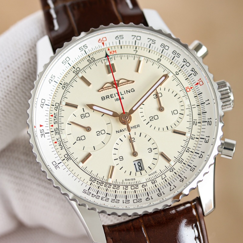 F1新品：百年靈全新航空計時腕表（Navitimer）問世70周年，百年靈以大膽