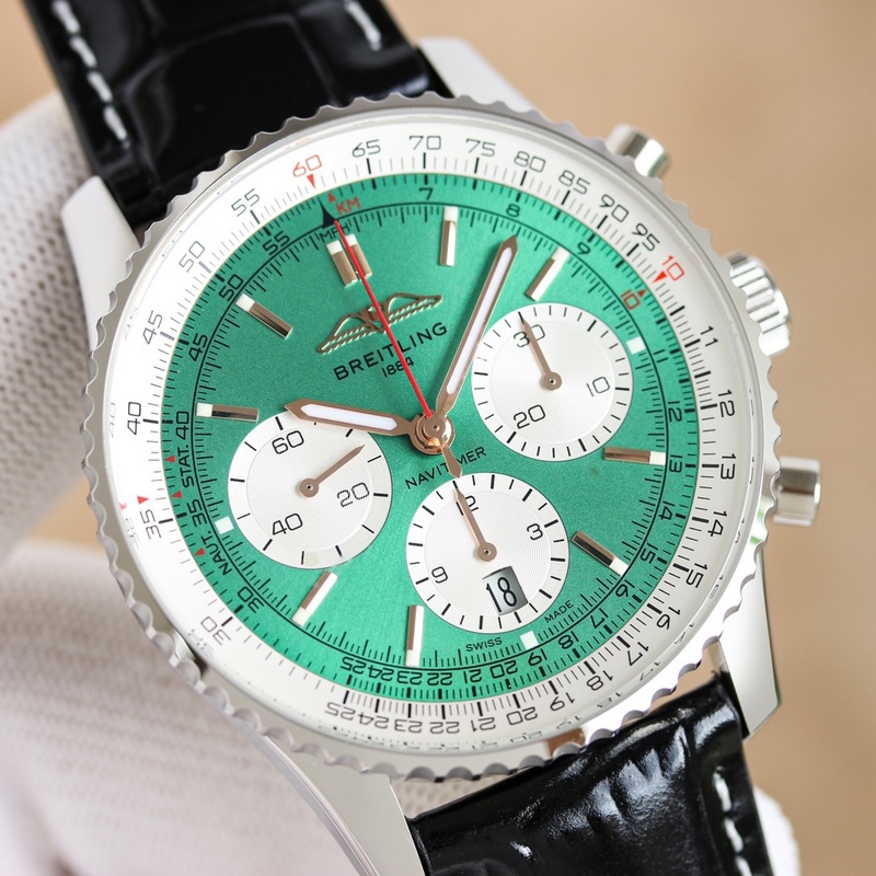 F1新品：百年靈全新航空計時腕表（Navitimer）問世70周年，百年靈以大膽
