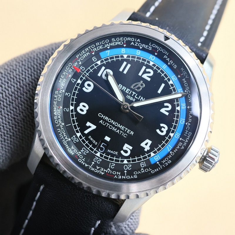 百年靈飛行員傳奇航空系列，經典之作，設計簡約大氣，時尚優雅，自動機械腕表，它搭載