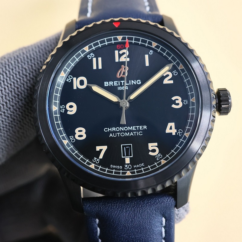 百年靈飛行員傳奇航空系列，經(jīng)典之作，設(shè)計簡約大氣，時尚優(yōu)雅，自動機械腕表，它搭載