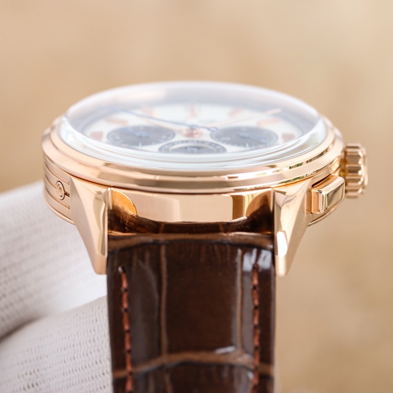 GF Factory 百年靈璞雅系列依然秉持著原單品質，最頂級的做工，強烈推薦