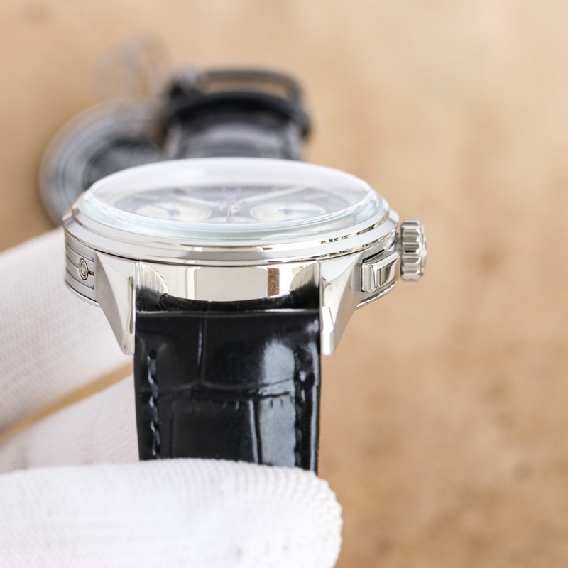 GF Factory 百年靈璞雅系列依然秉持著原單品質，最頂級的做工，強烈推薦