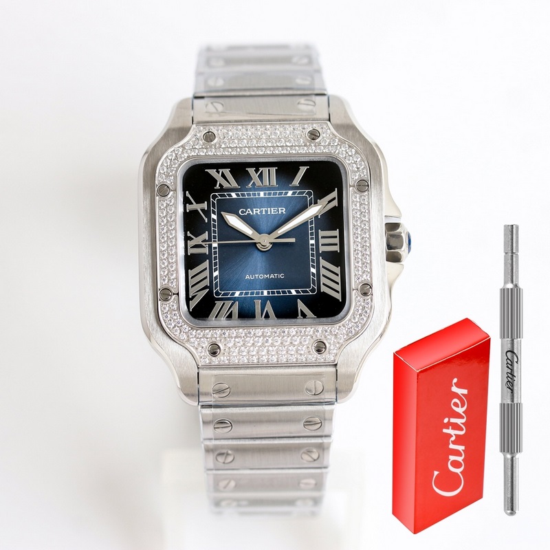 卡地亞SANTOS系列腕表技術特點：1 鏡面：藍寶石玻璃表鏡十魚眼玻璃，玻璃