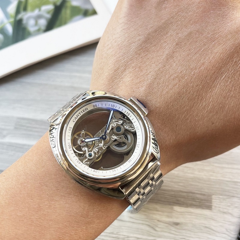 藍氣球系列 震撼上市【最新】：卡地亞 大飛輪設計【類型】：精品男士腕表【表