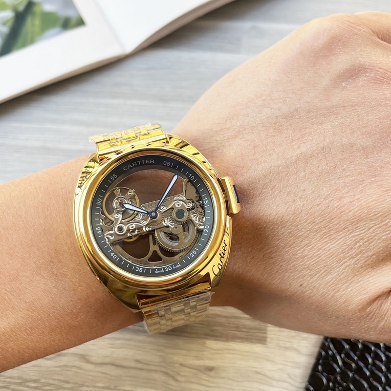 藍氣球系列 震撼上市【最新】：卡地亞 大飛輪設計【類型】：精品男士腕表【表