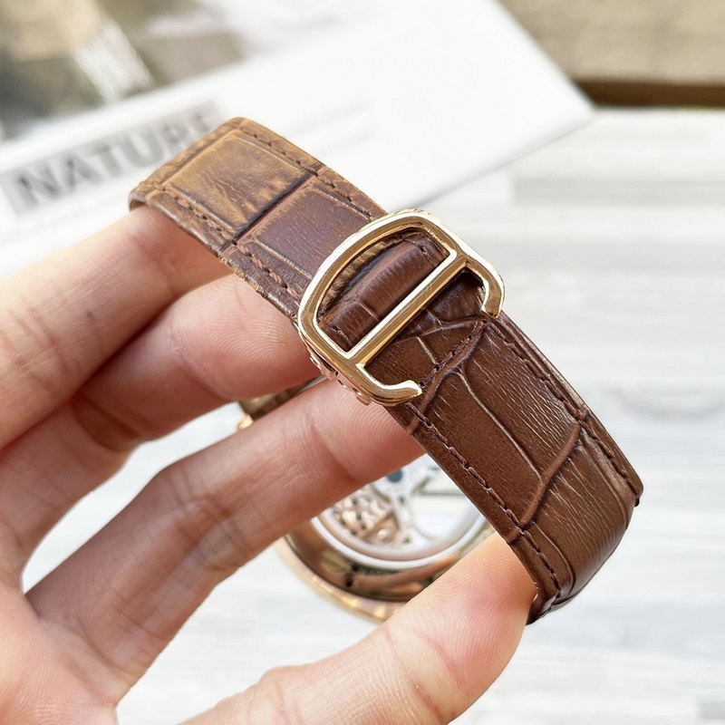 藍氣球系列 震撼上市【最新】：卡地亞 大飛輪設計【類型】：精品男士腕表【表