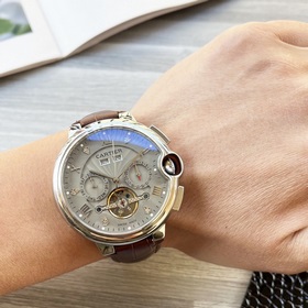 藍氣球系列 震撼上市【最新】：卡地亞 多功能精品設(shè)計【類型】：精品男士腕表