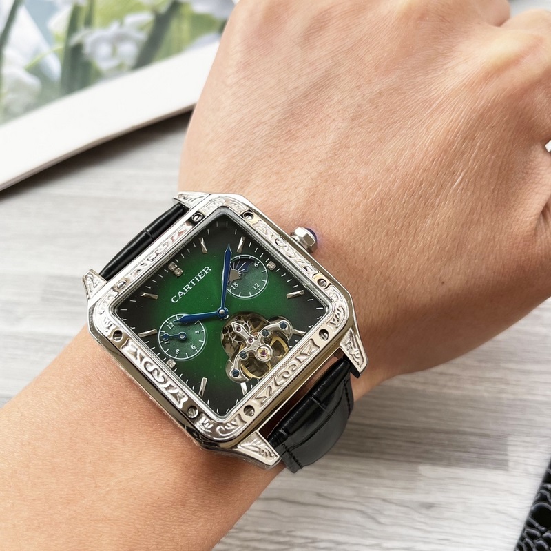 八角殼系列 精緻百搭 【最新】：卡地亞 最新設計 大飛輪精品 【類型】：精品