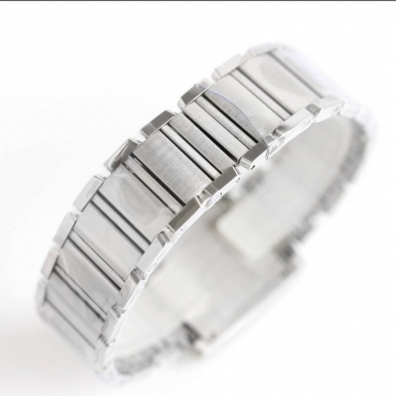 女款_卡地亞法國(guó)坦克W S T A系列腕表技術(shù)特點(diǎn)：1 鏡面：藍(lán)寶石魚眼表鏡玻璃，