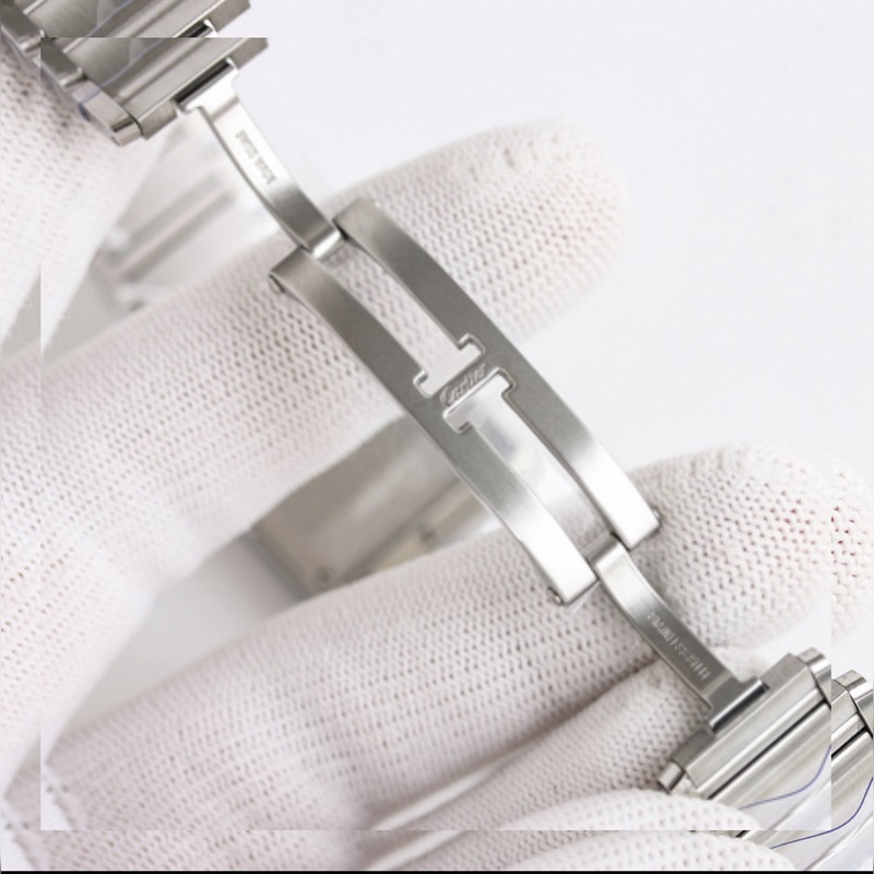 女款_卡地亞法國坦克W S T A系列腕表技術(shù)特點(diǎn)：1 鏡面：藍(lán)寶石魚眼表鏡玻璃，