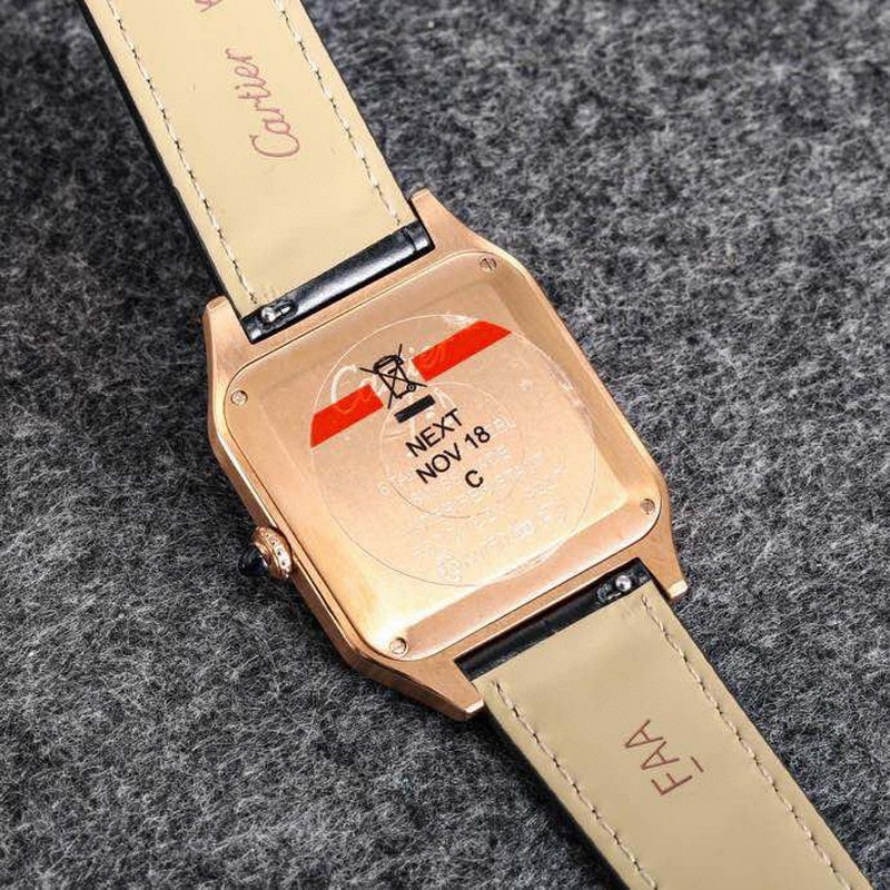 女款_杜蒙，最新出荔枝皮，大，中，小，三個尺寸 ，卡地亞Santos-Dumont系列