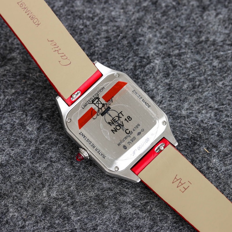 女款_杜蒙，最新出荔枝皮，大，中，小，三個尺寸 ，卡地亞Santos-Dumont系列