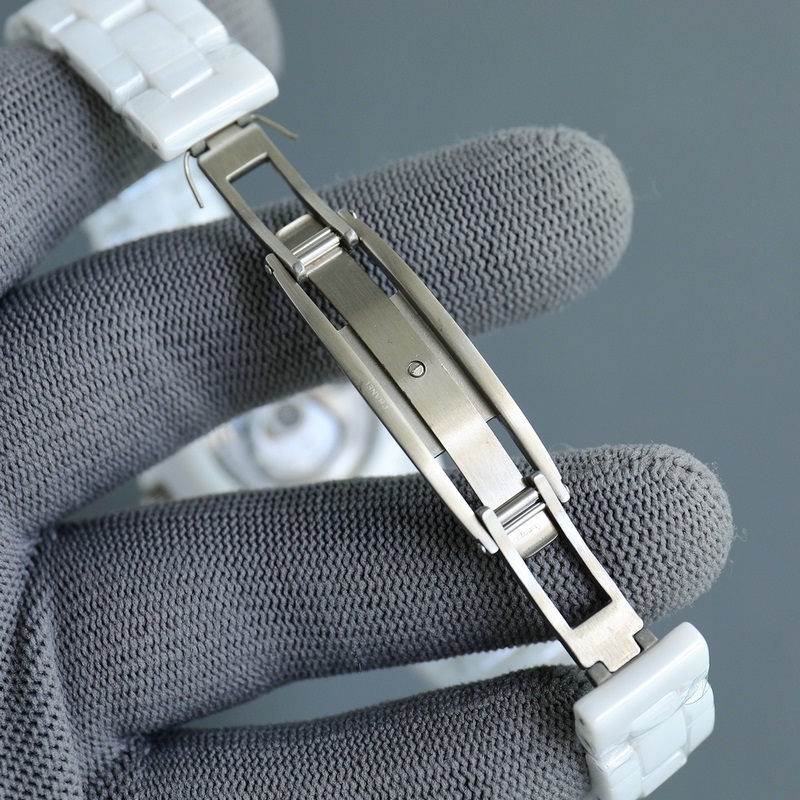 女款_（33尺寸 ）Tw超級(jí)陶瓷新品——香奈兒J12系列33mm腕表！女神福利，匠心