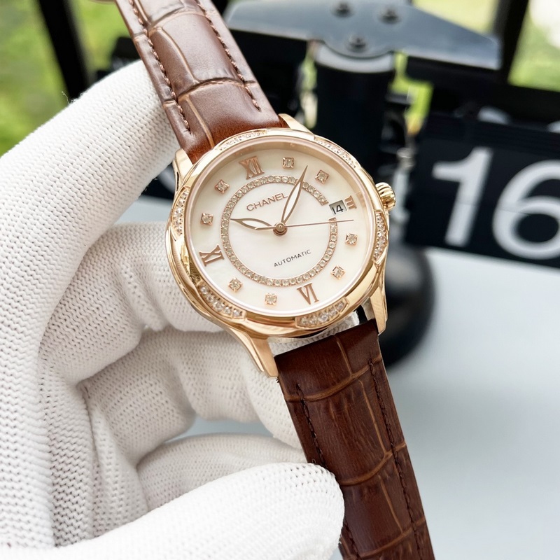 女款_品牌：香奈兒- Chanel款式：新款女裝機械腕表機芯：西鐵城機芯鏡面：藍