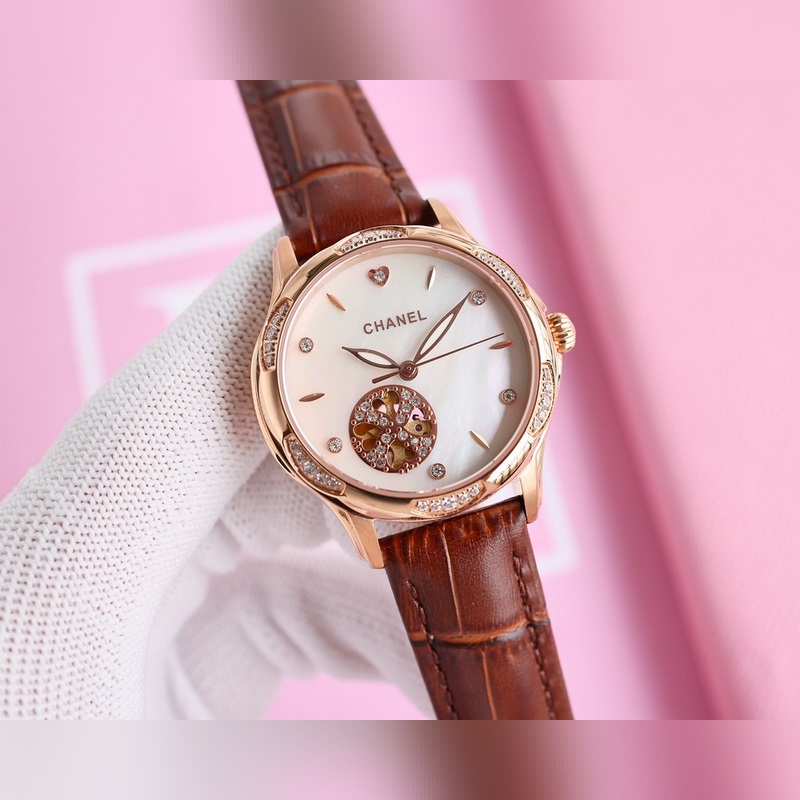 女款_品牌：香奈兒- Chanel款式：新款女裝機械腕表機芯：西鐵城機芯鏡面：藍