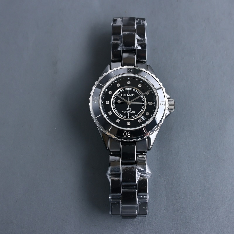 女款_【TTFactory】全新J12腕表“換芯”獻(xiàn)禮20周年TT匠心之作 年度巨制