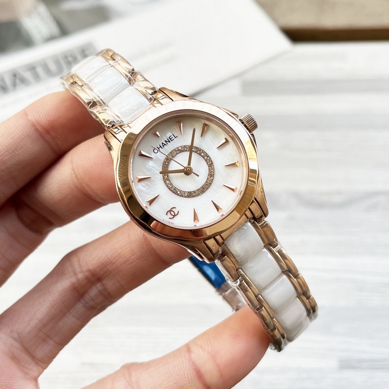女款_香奈兒全新升級款 珍珠貝殼 字面.采用獨家定制真月相 .超高性價比.進口石英機