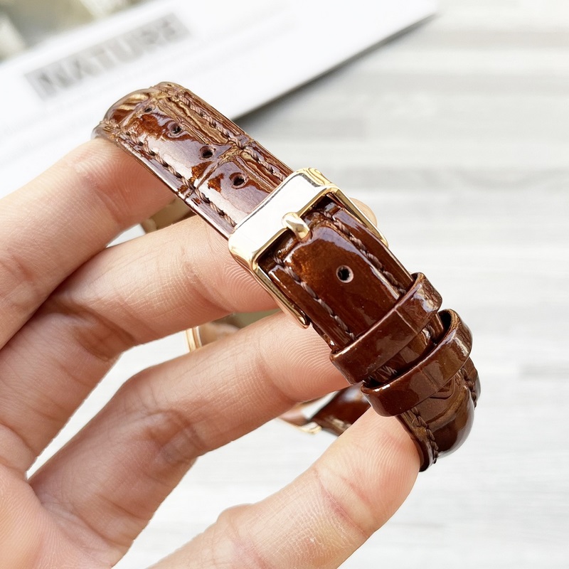 女款_2025年最新款 香奈兒 精湛品質-女神專屬 瑞士石英機心，女士精品腕表 新穎時