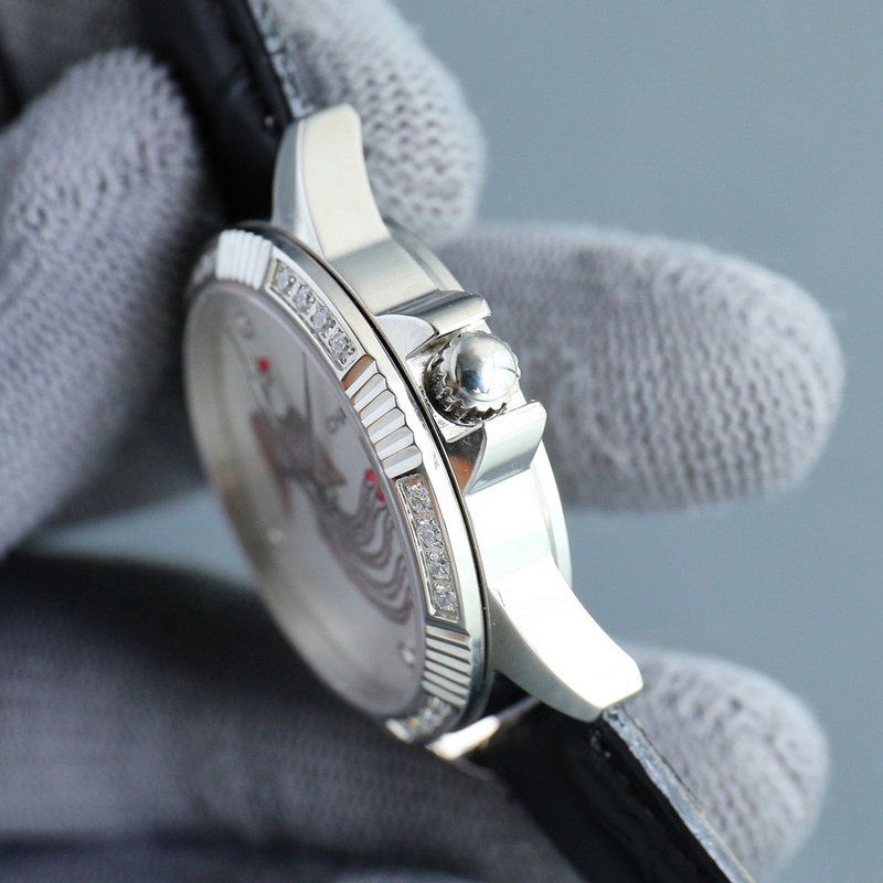 女款_香奈兒 女款 西鐵城機械腕表如期獻上。精、簡、薄是這款情侶的亮點所在。【機芯】