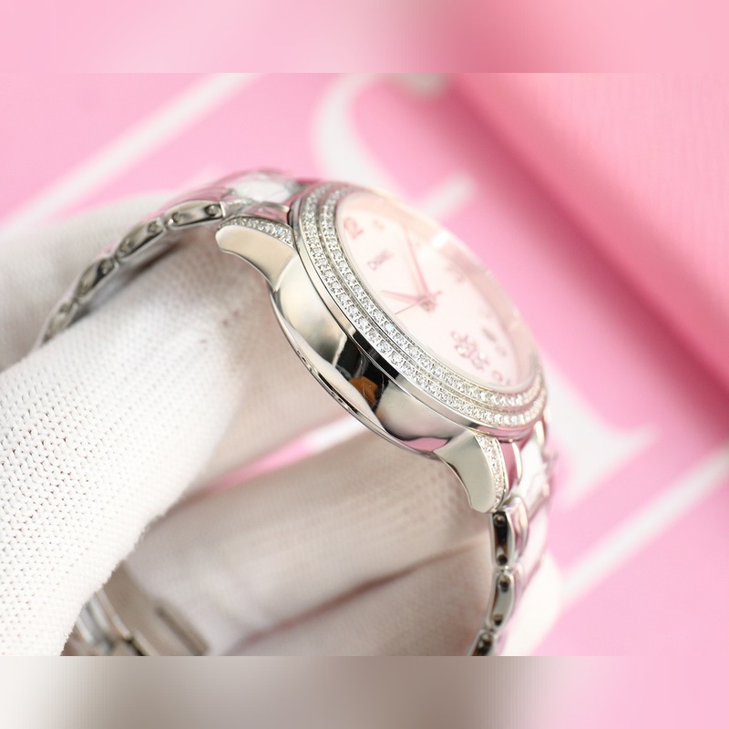 女款_香奈兒 女款 西鐵城機(jī)械腕表如期獻(xiàn)上。精、簡(jiǎn)、薄是這款情侶的亮點(diǎn)所在。【機(jī)芯】