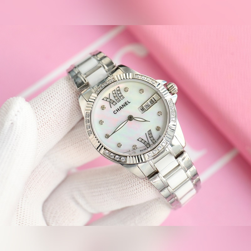 女款_香奈兒 女款 西鐵城機(jī)械腕表如期獻(xiàn)上。精、簡(jiǎn)、薄是這款情侶的亮點(diǎn)所在。【機(jī)芯】