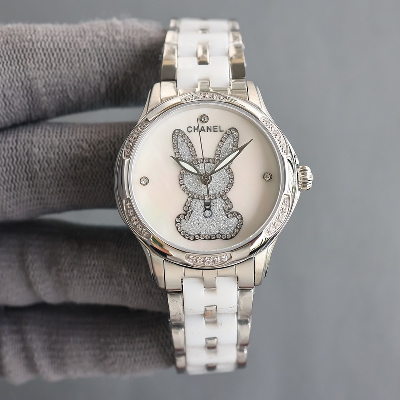 女款_品牌：香奈兒- Chanel款式：新款女裝機械腕表機芯：進口石英機芯鏡面：