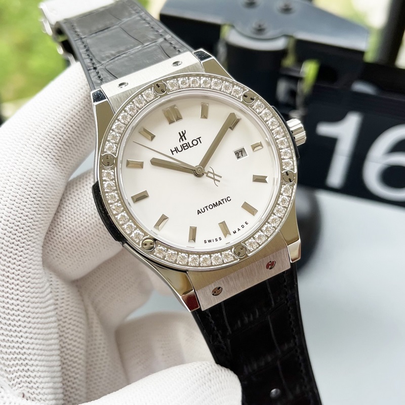 碳纖維機身 前衛個性 匠心工藝BIG BANG 就是要與衆不同 王者風範 【