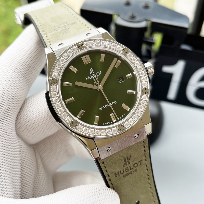 碳纖維機身 前衛個性 匠心工藝BIG BANG 就是要與衆不同 王者風範 【