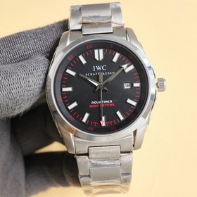 品牌：萬國（三針新品，商務休閑）奢華大氣類型：精緻男士腕表（新品）表帶：真牛皮表