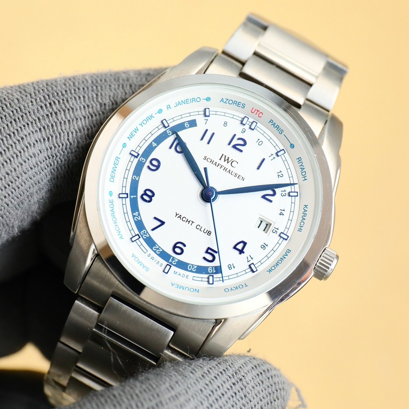 品牌：萬國（三針新品，商務休閑）奢華大氣類型：精緻男士腕表（新品）表帶：真牛皮表