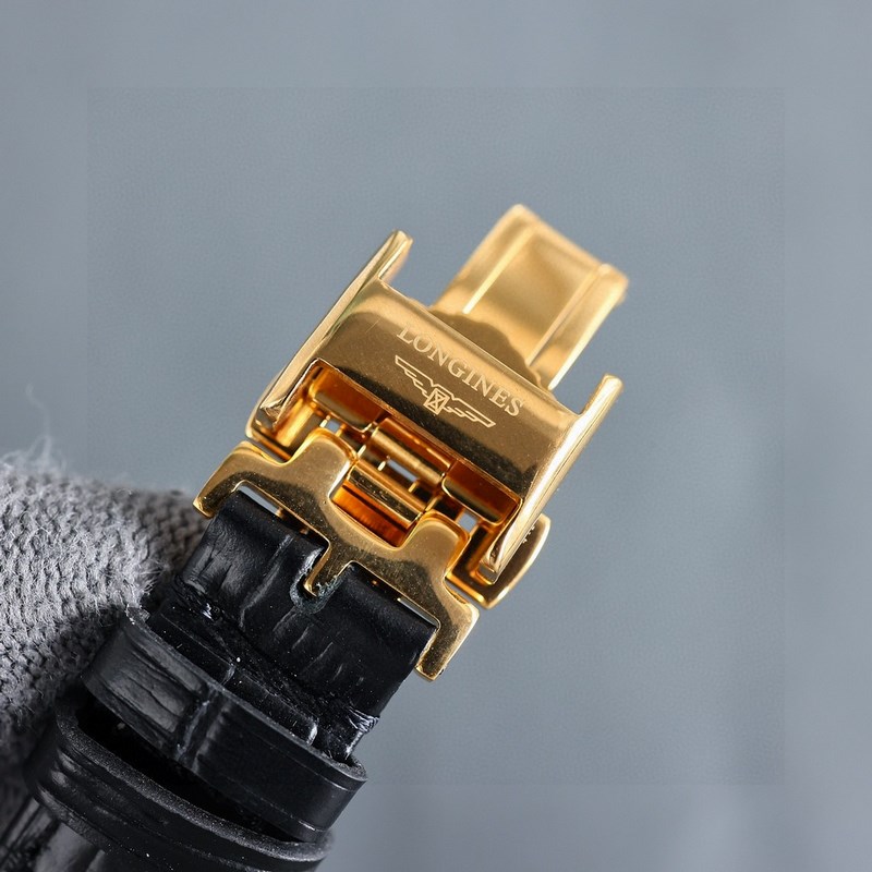 女款_二零二四浪琴最新女款， 小紅書爆款，腕表，青春年華，可以搭配更多顔色皮帶鏡面：