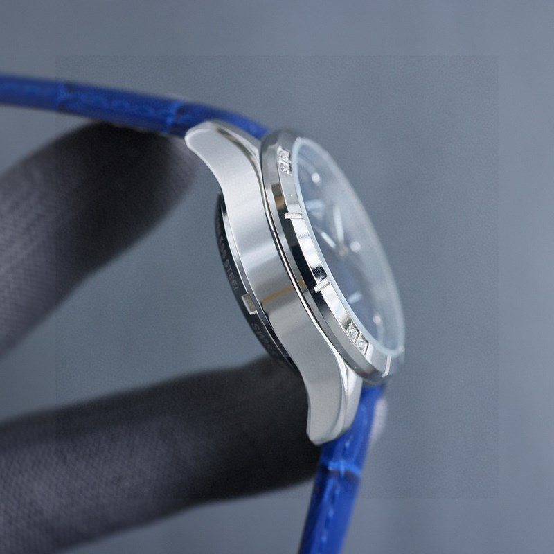 女款_情人節禮物最新力薦浪琴女款， 小紅書爆款，女裝腕表，青春年華，可以搭配更多顔色皮