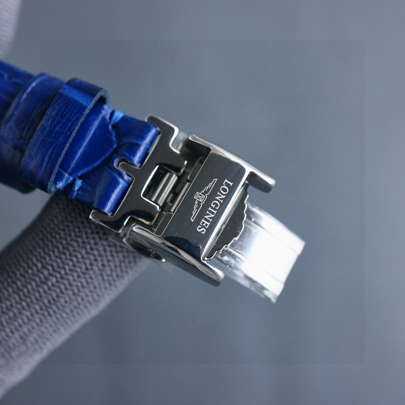 女款_情人節禮物最新力薦浪琴女款， 小紅書爆款，女裝腕表，青春年華，可以搭配更多顔色皮