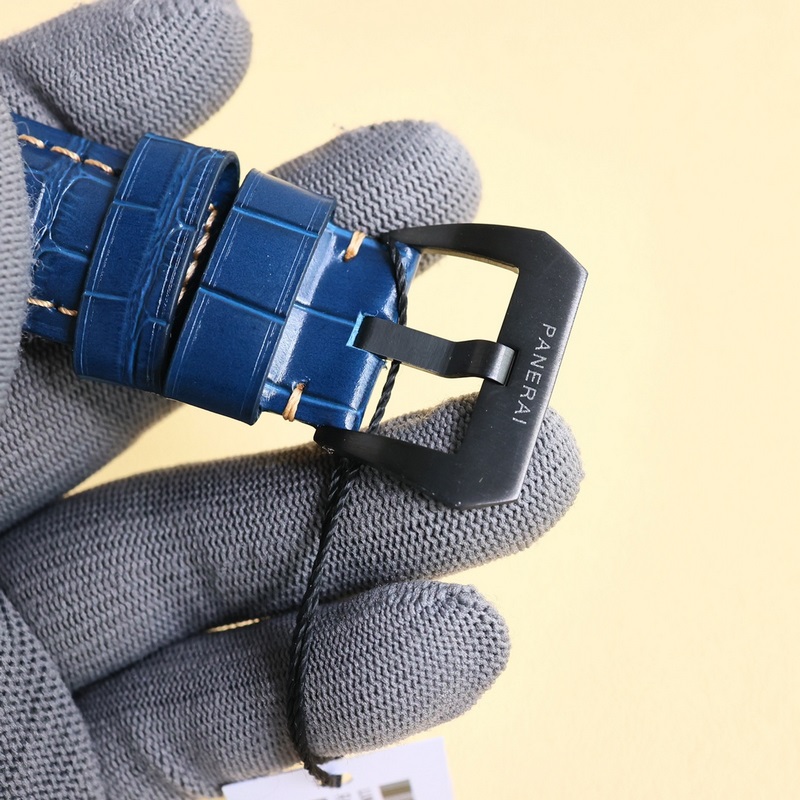 沛納海SUBMERSIBLE BMG-TECH ─ 47毫米潛行系列金屬玻璃腕表